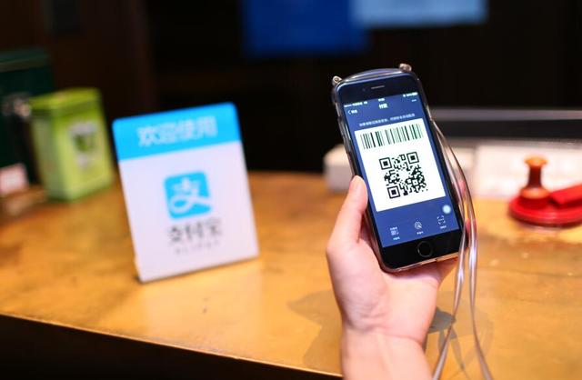 阿里的社交夢，除了押注支付寶已別無他路？